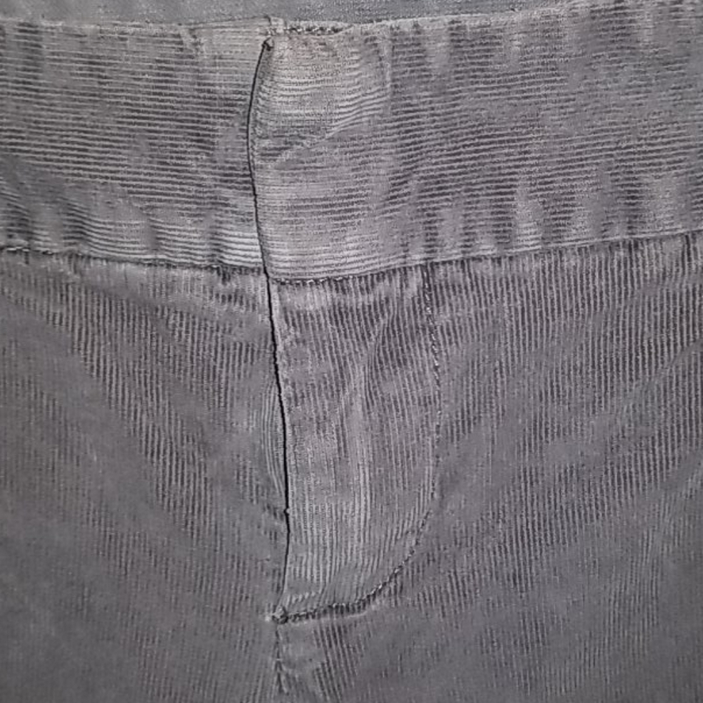 Pants - Picture 2 of 4
